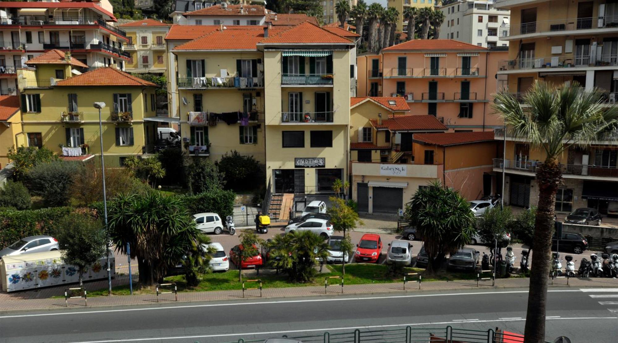 Apartamento Casa Carina Centro Citta Con Garage Privato San Remo Exterior foto