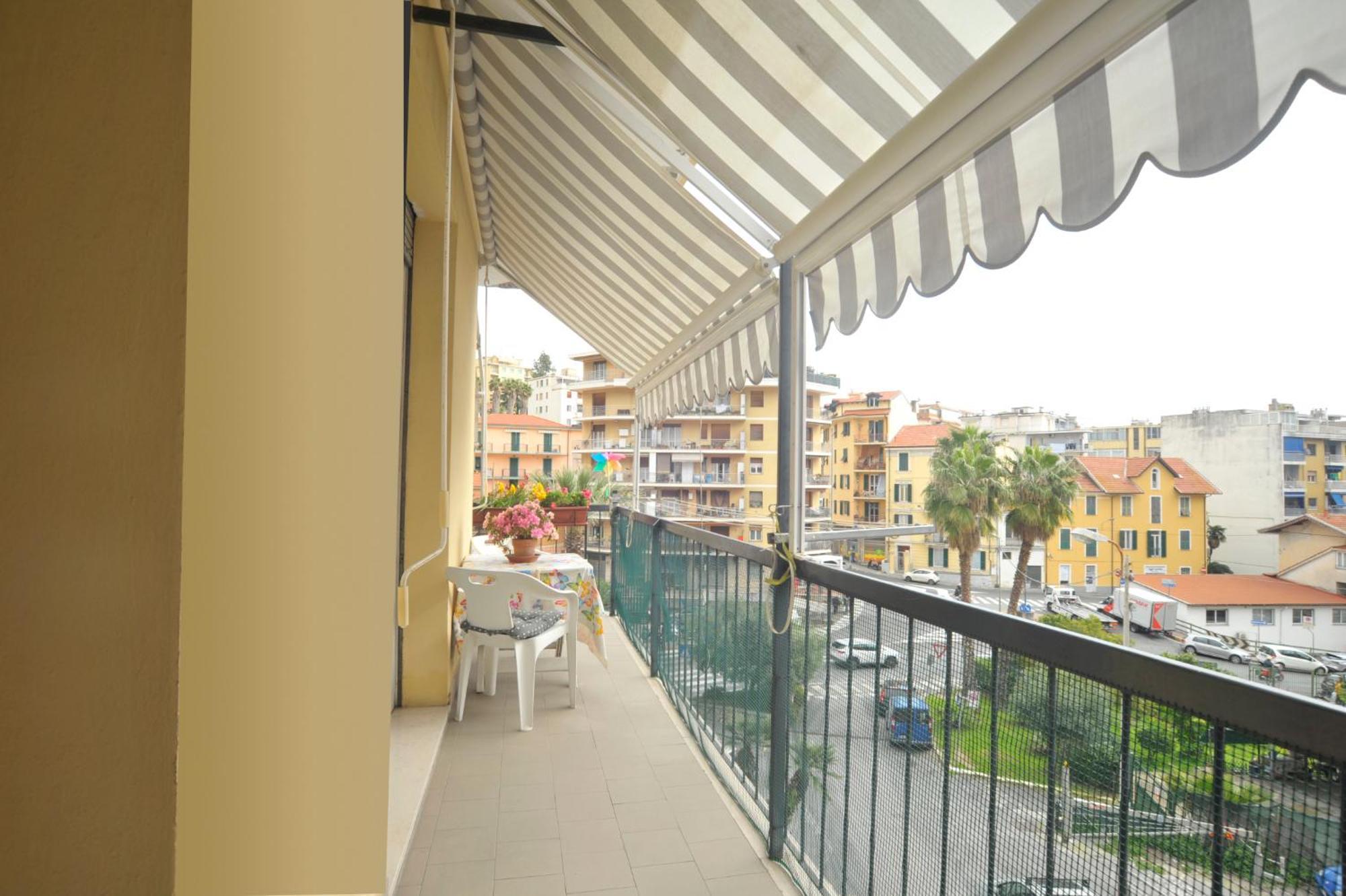 Apartamento Casa Carina Centro Citta Con Garage Privato San Remo Exterior foto
