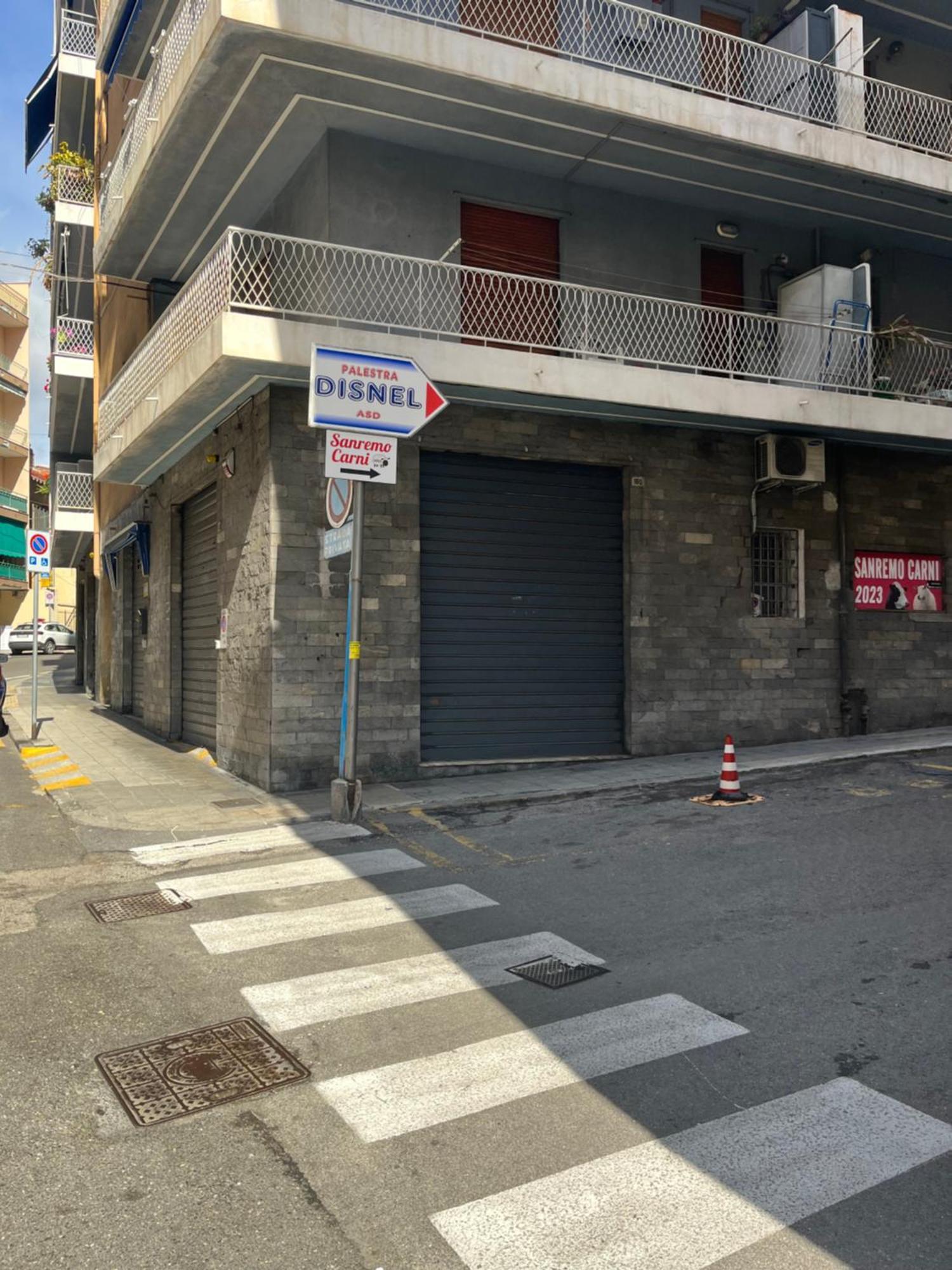 Apartamento Casa Carina Centro Citta Con Garage Privato San Remo Exterior foto